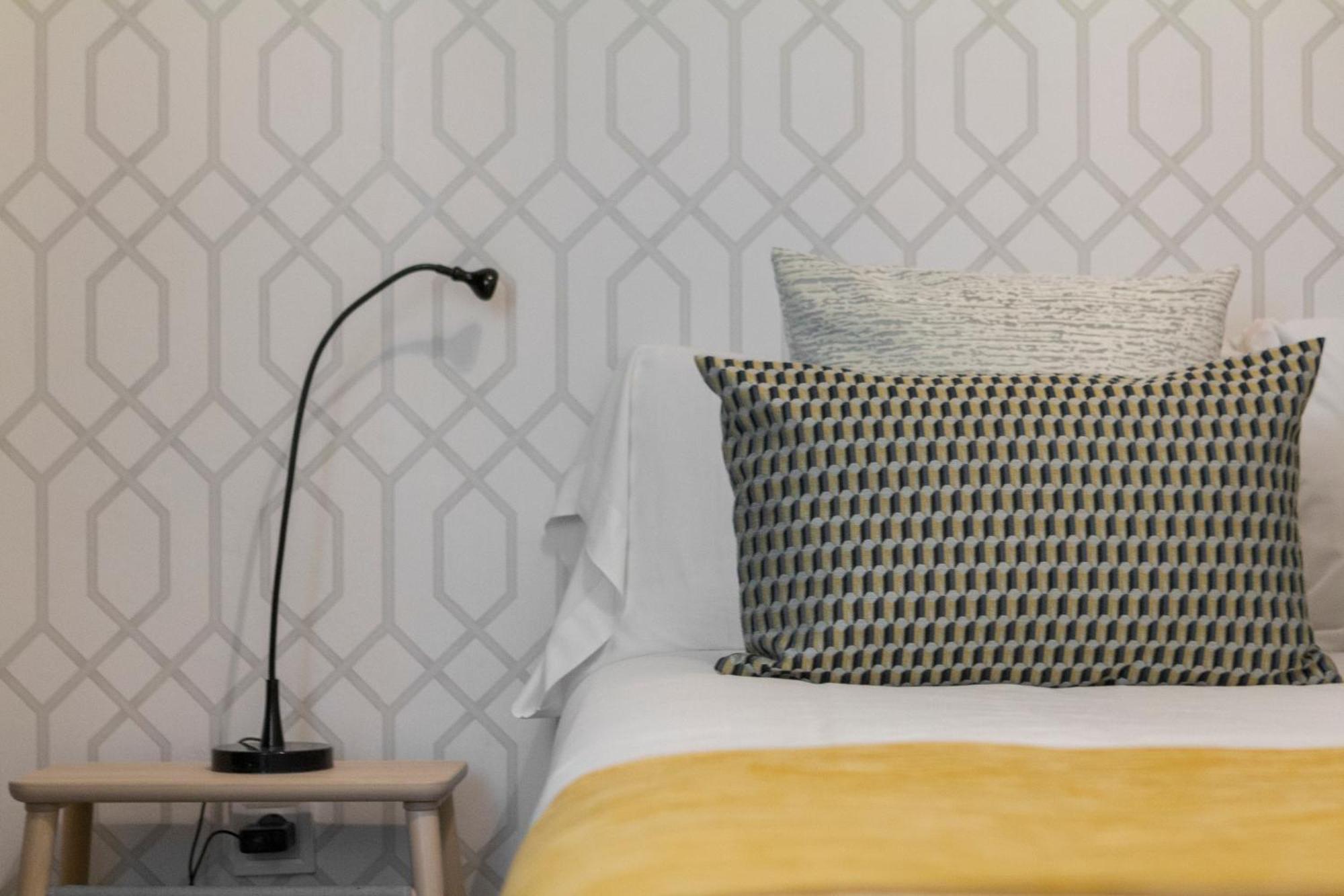 Ronda De Valencia Apartamento Madrid Bagian luar foto