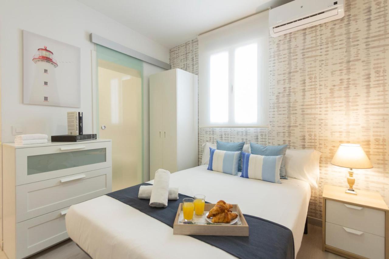 Ronda De Valencia Apartamento Madrid Bagian luar foto