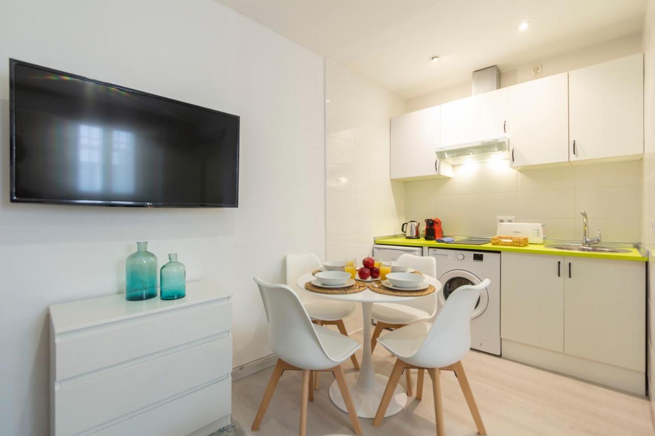 Ronda De Valencia Apartamento Madrid Bagian luar foto